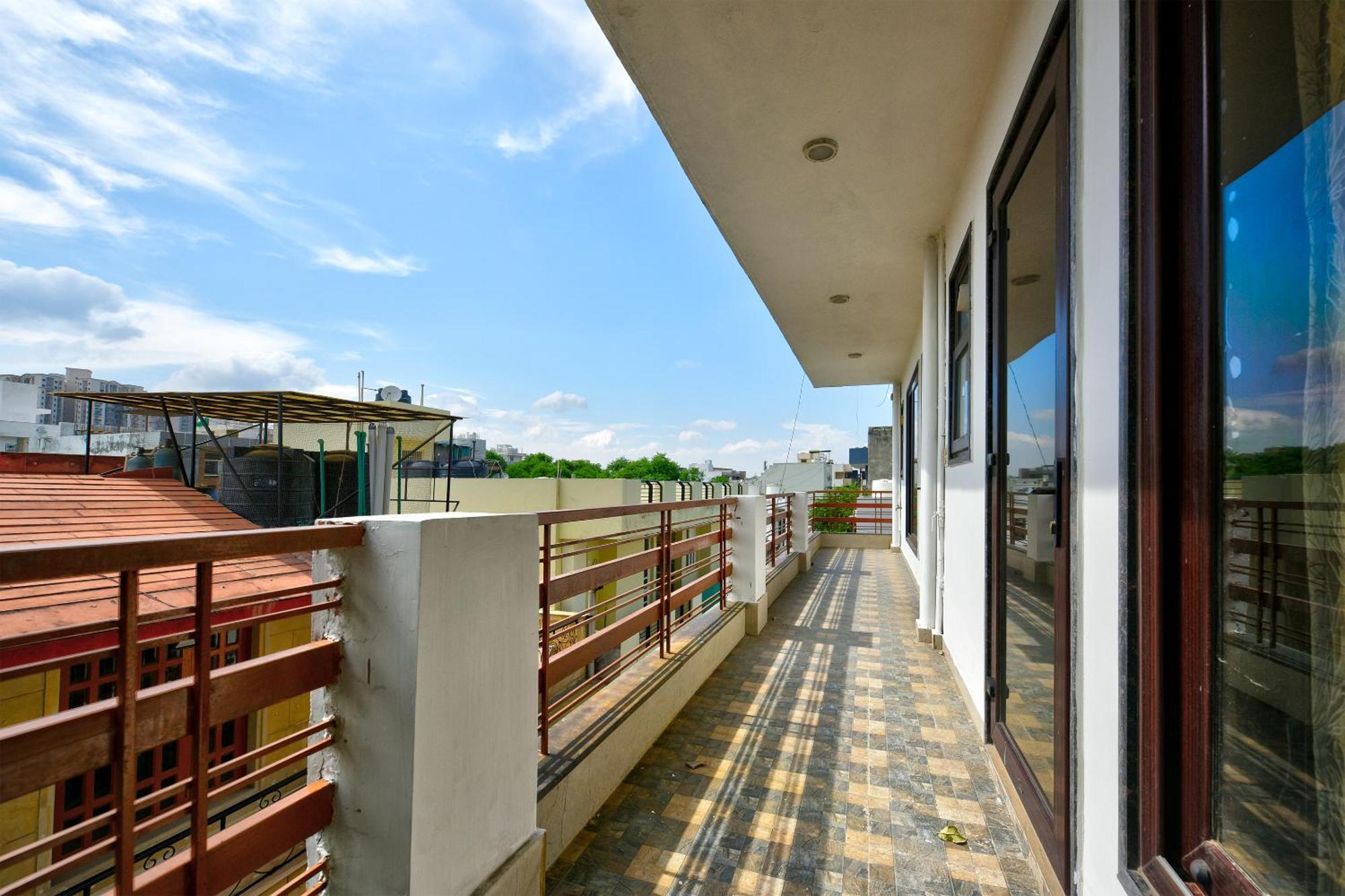 Hotel Leaf 9 Boutique, Near Golf Course Road And Galleria Market Gurgaon Ngoại thất bức ảnh
