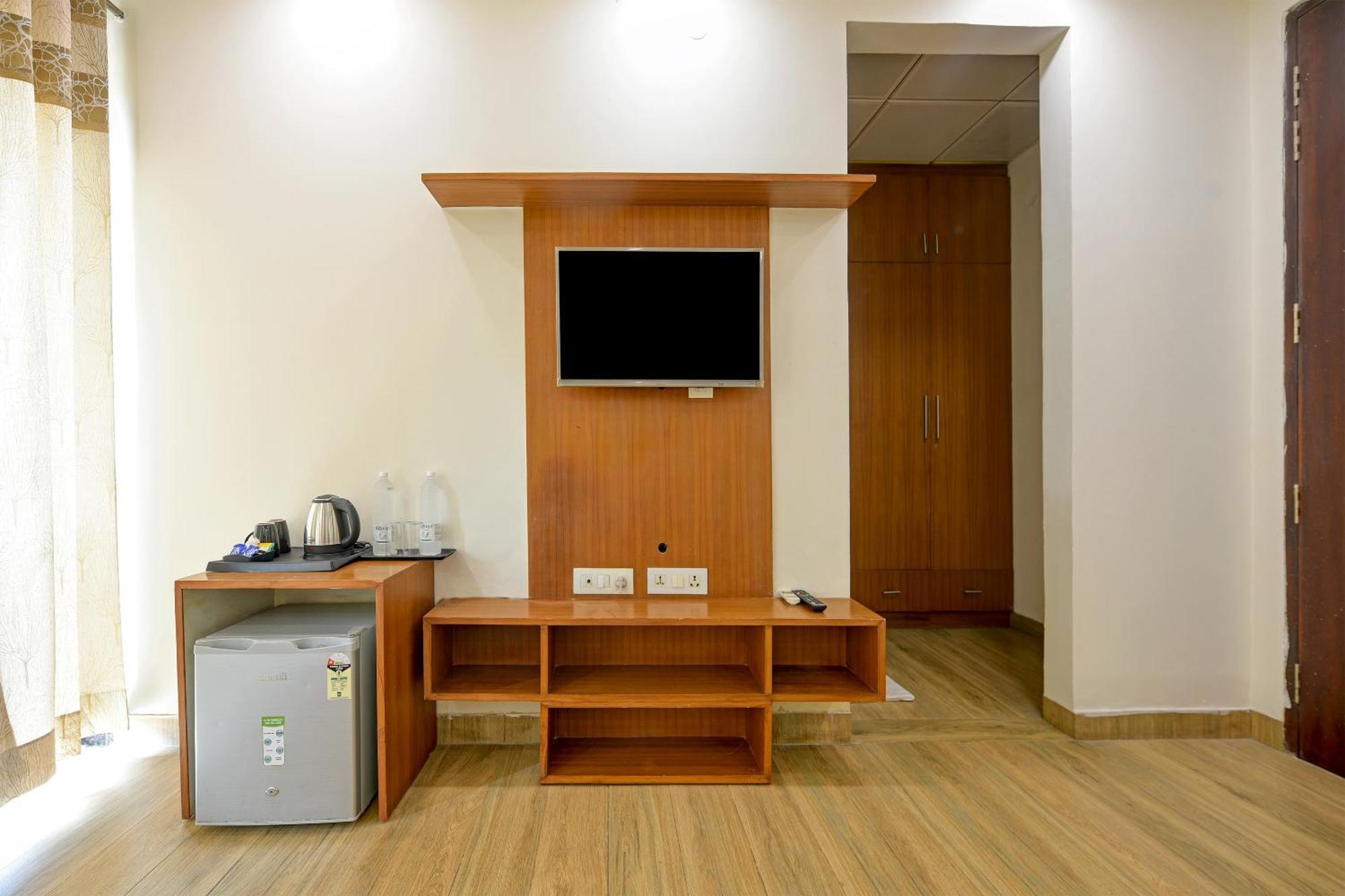 Hotel Leaf 9 Boutique, Near Golf Course Road And Galleria Market Gurgaon Ngoại thất bức ảnh